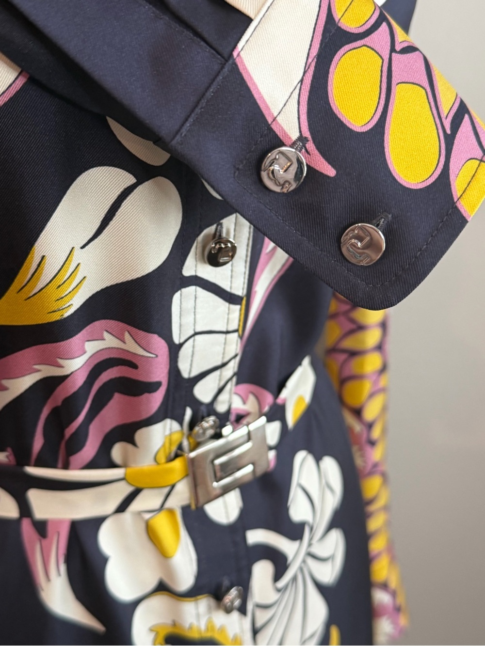 Tory Burch Printed Silk Twill Shirtdress Pink Tropical Border Belted Size 2 - Picture 8 of 13